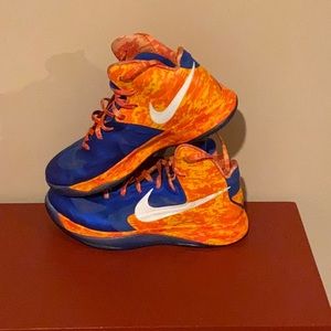 Nike Hyperfuse size 9.5